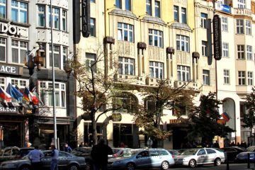 Ambassador Zlata Husa Hotel